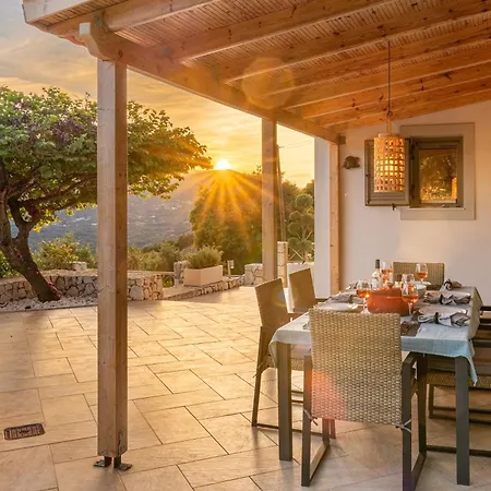 Levanta Agia Efimia Ayia Evfimia Kefalonia * Argostoli (Kefalonia)