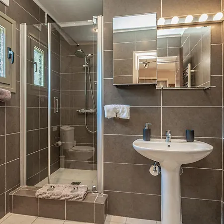 Levanta Agia Efimia Ayia Evfimia Kefalonia *