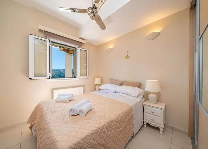 Levanta Agia Efimia Ayia Evfimia Kefalonia